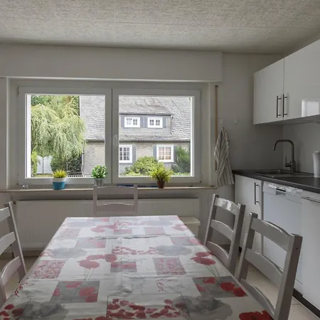 Konukevi Ferienhaeuser Bergfreiheit Winterberg